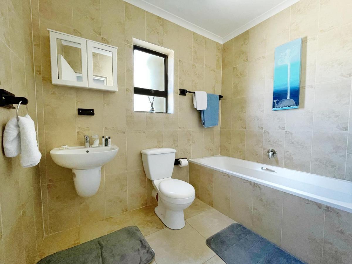 Ferienwohnung Sunset View At Whale Cove Gansbaai Exterior foto